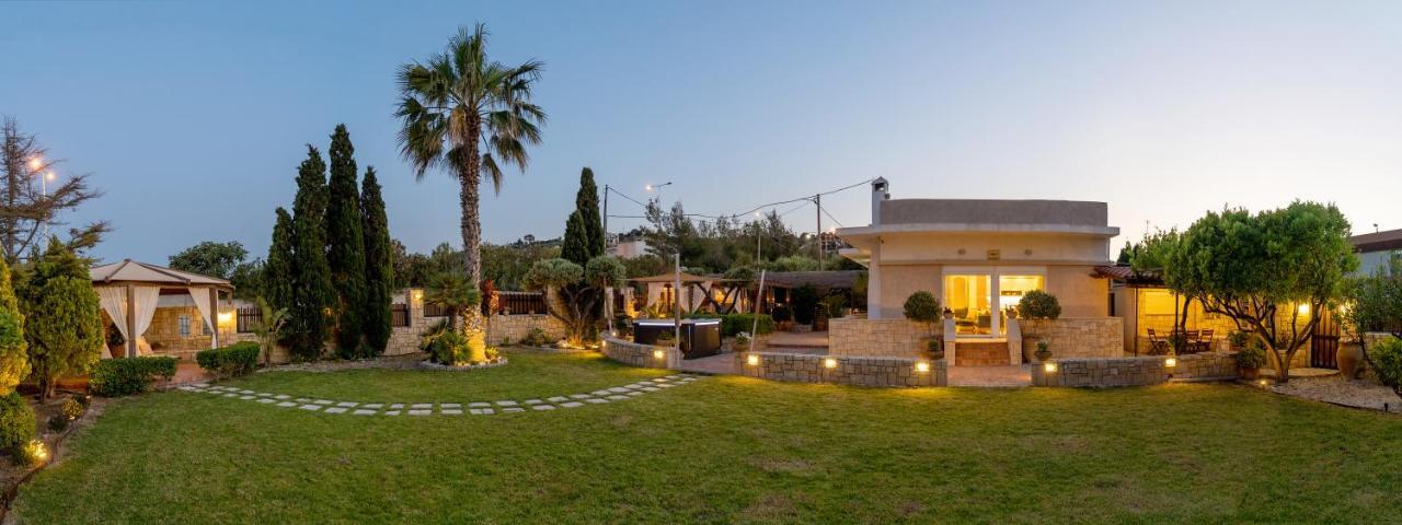 Green Acre Villa Картерос Екстериор снимка